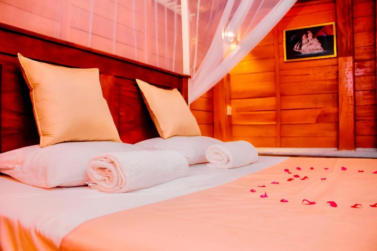 Star Light Cabanas & Restaurant Тангалла Экстерьер фото